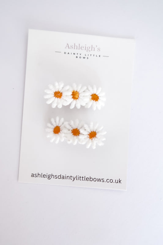 Daisy slides set of two
