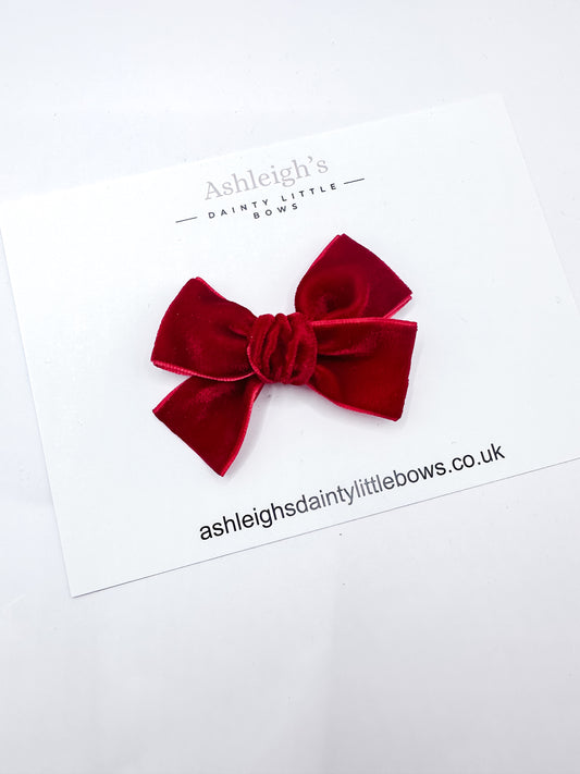 Velvet red handtied bow