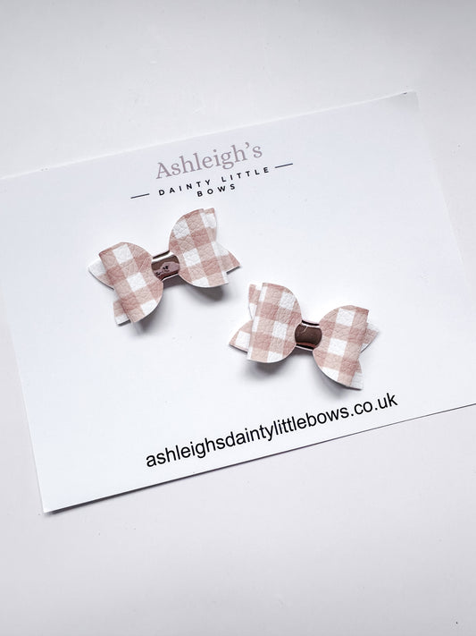 Beige gingham baby bow