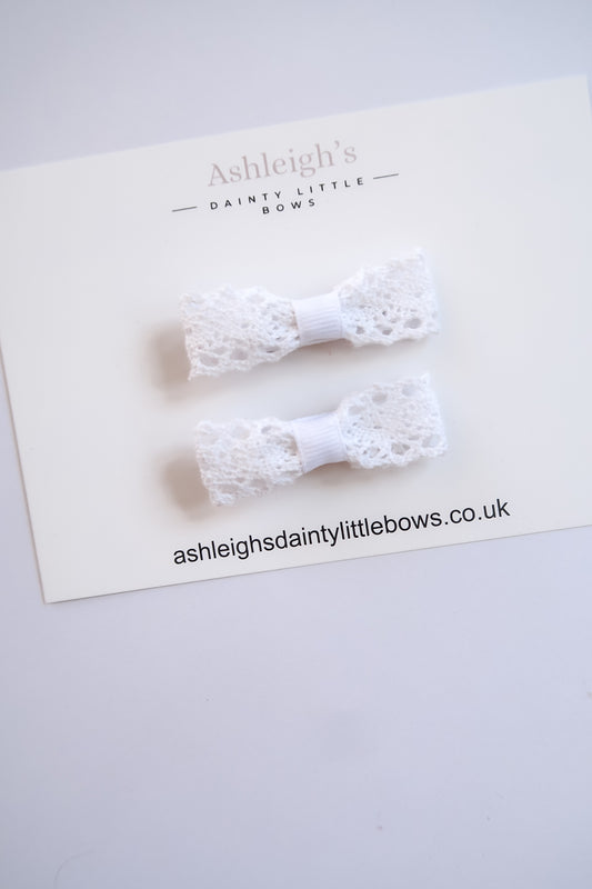 Mini lace slides set of two