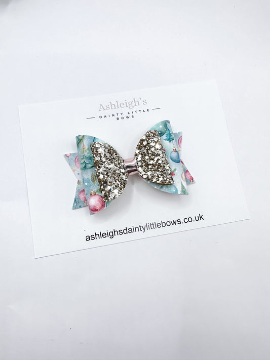 Bauble Dollie bow