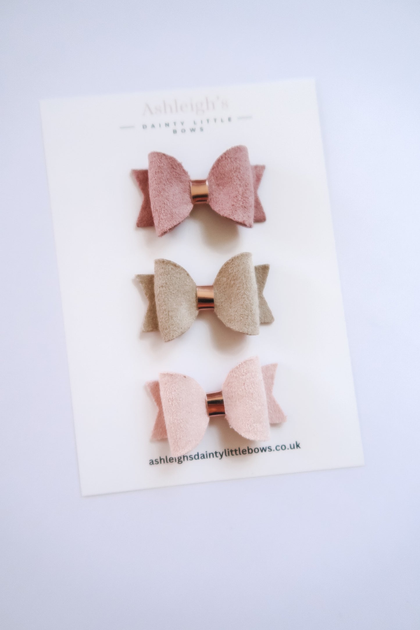 Suede mini dolly bow