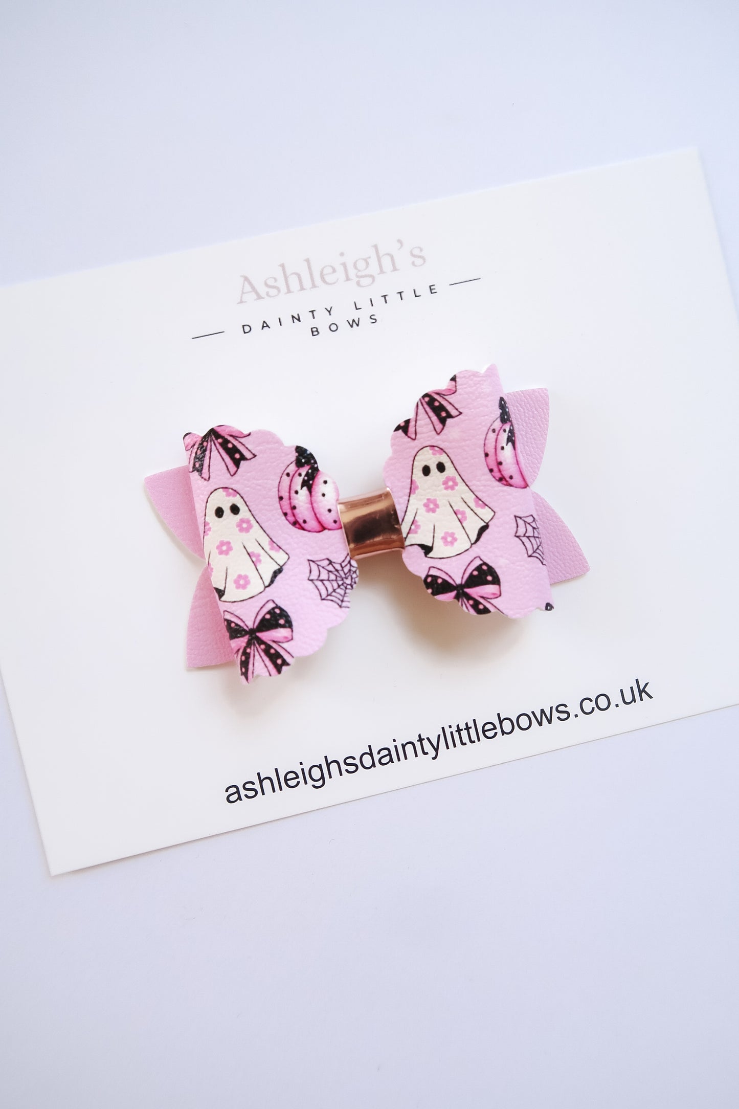 Pink ghost scalloped bow