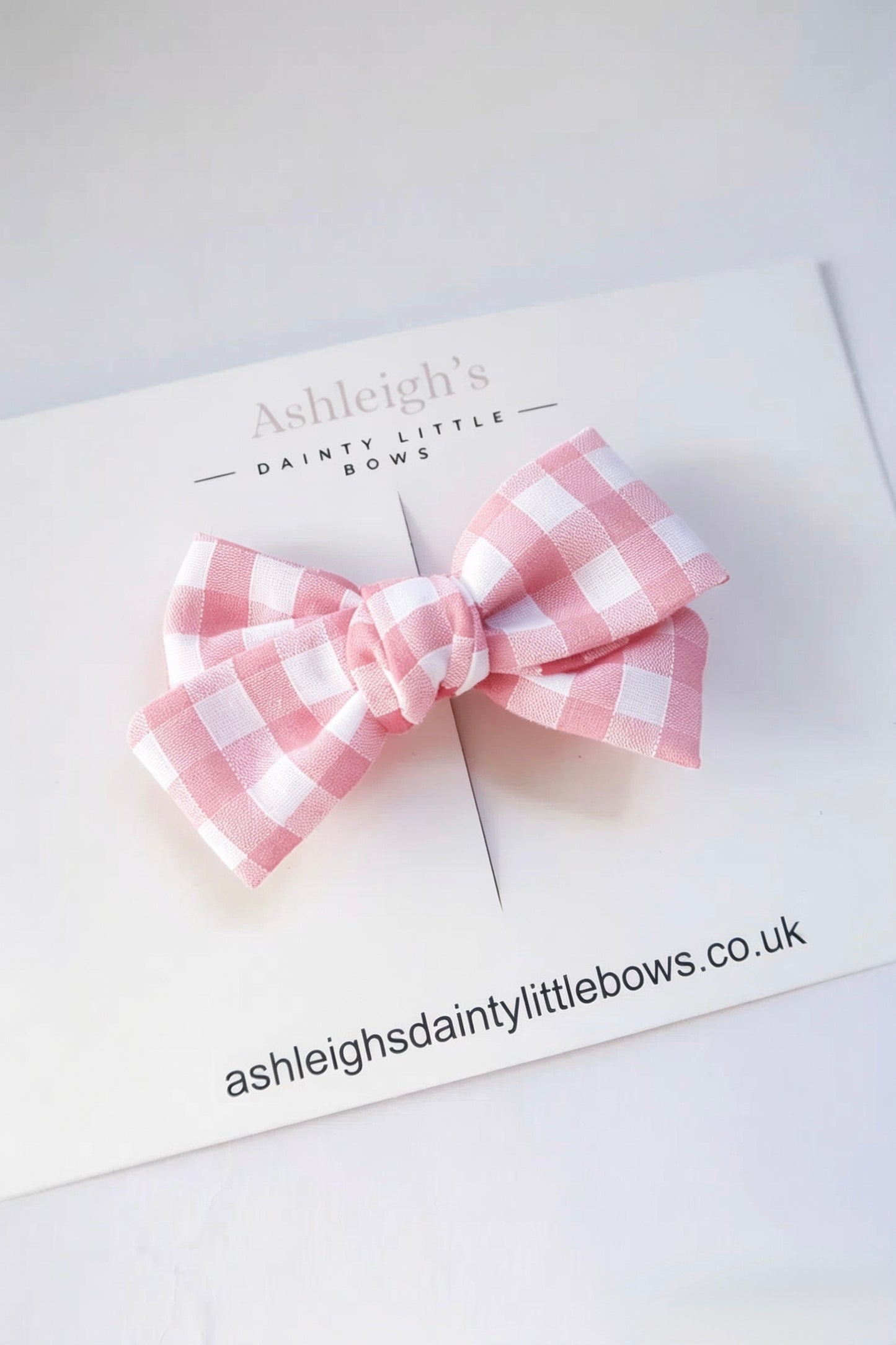 Hand tied bow (9 colours available)