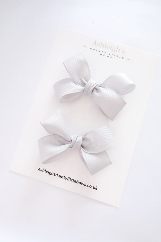 Mini grey boutique bow
