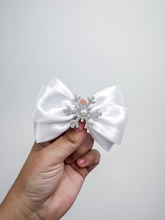 White snowflake bow