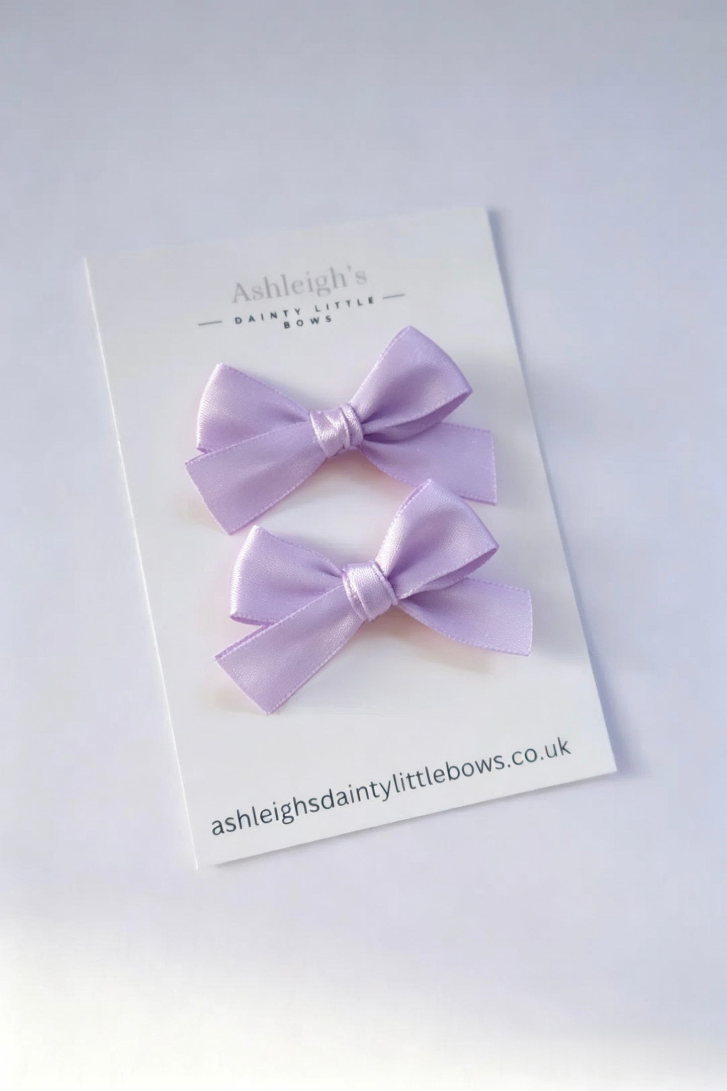 Mini hand tied bow (9 colours available)