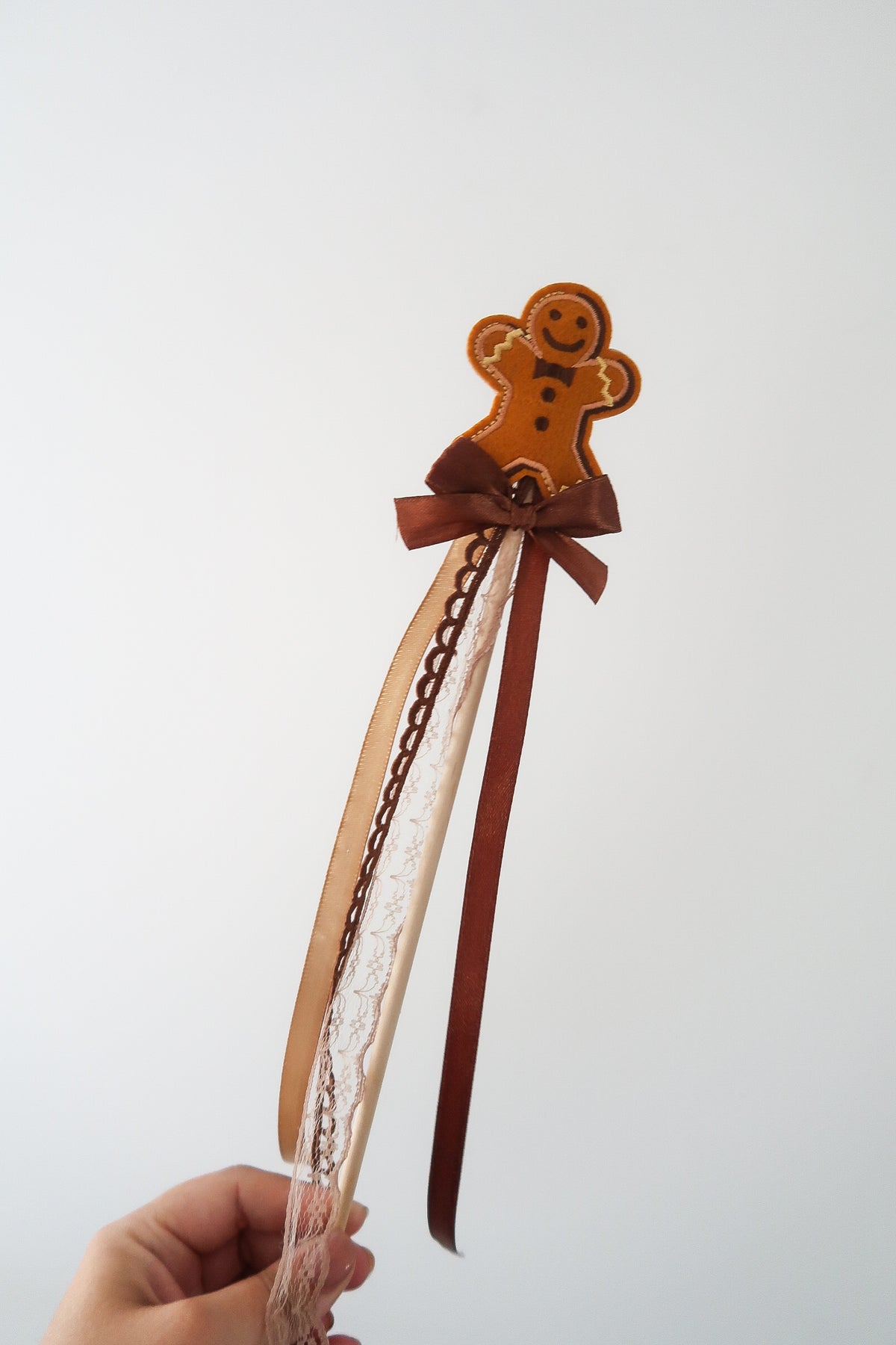 Gingerbread wand