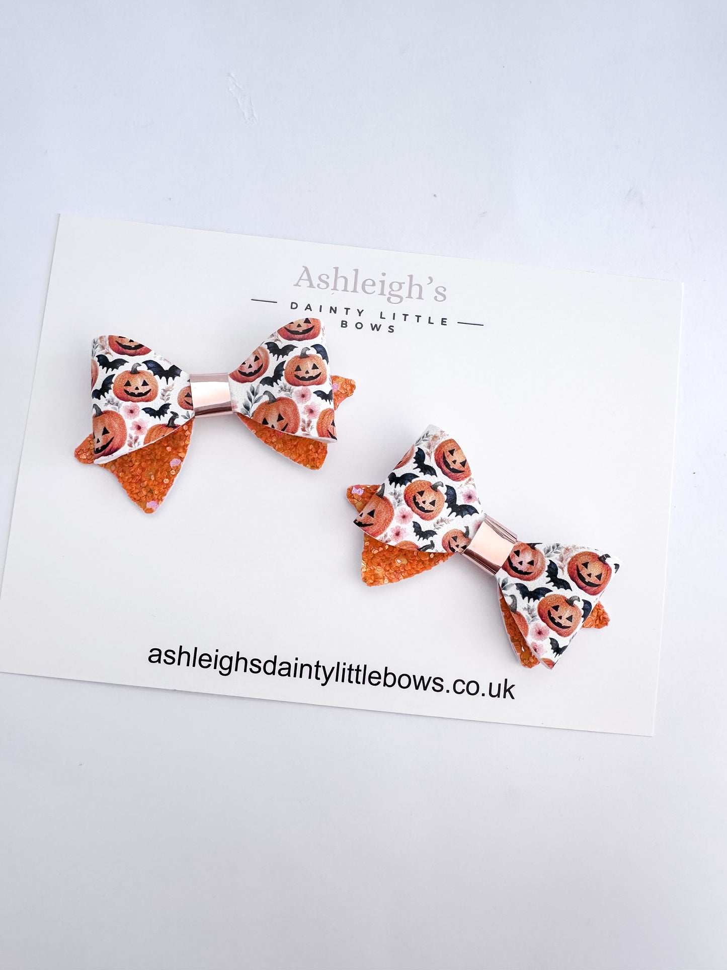 Pumpkin penny bow