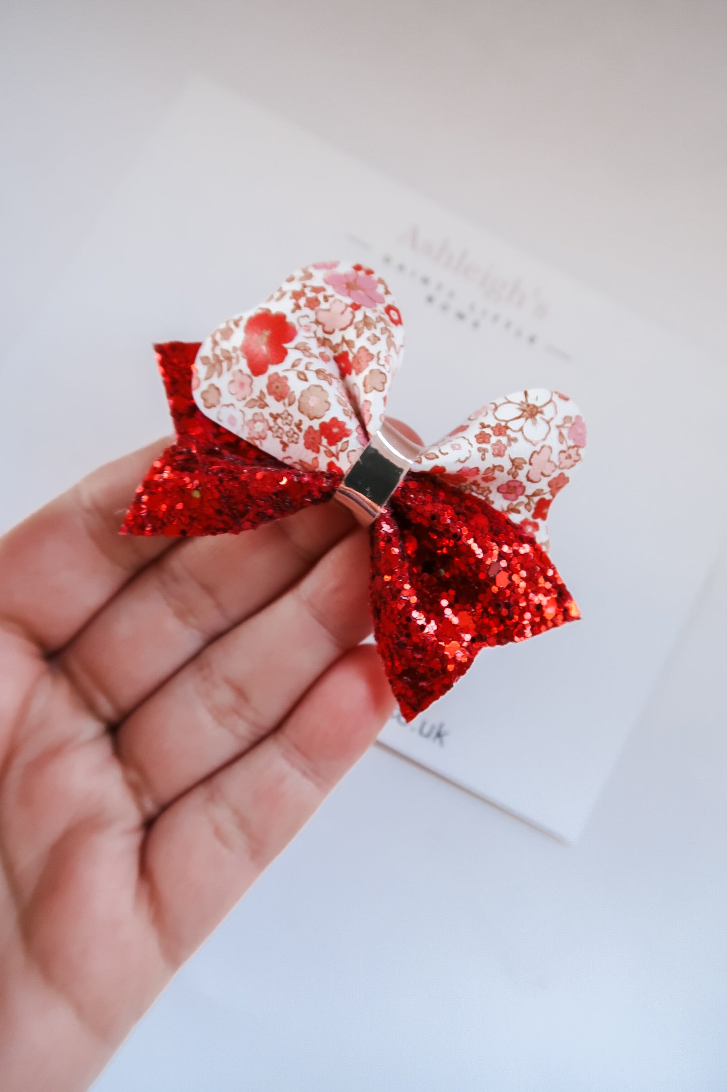 Muse bloom hali bow