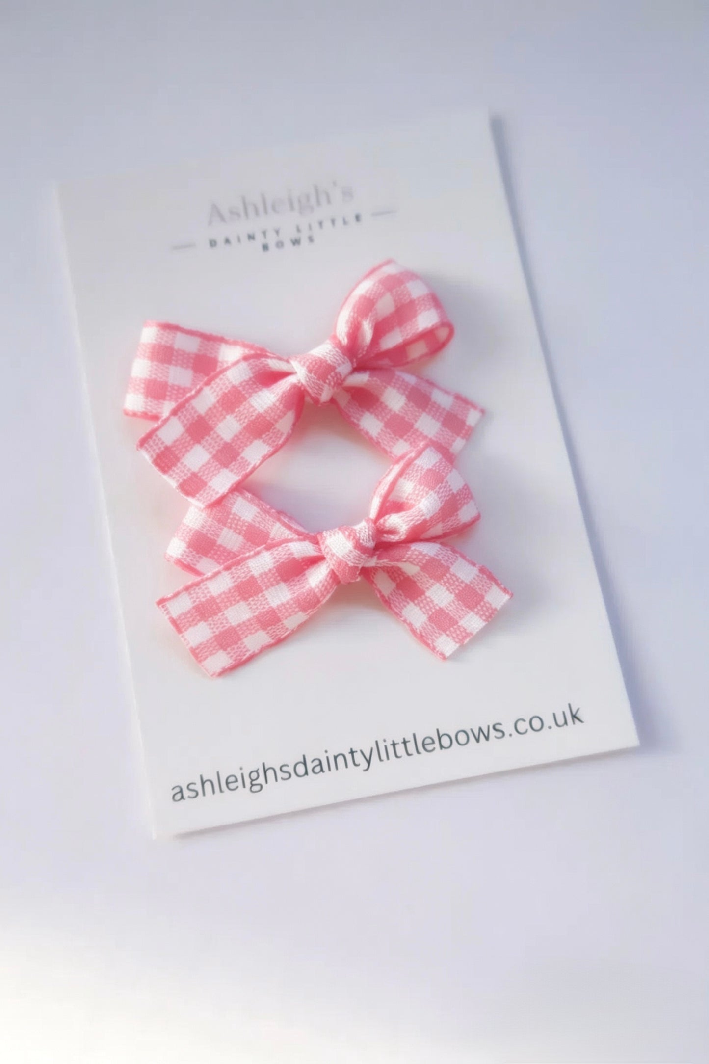 Mini hand tied bow (8 colours available)