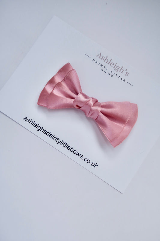 Pretty twist bow in dusky pink