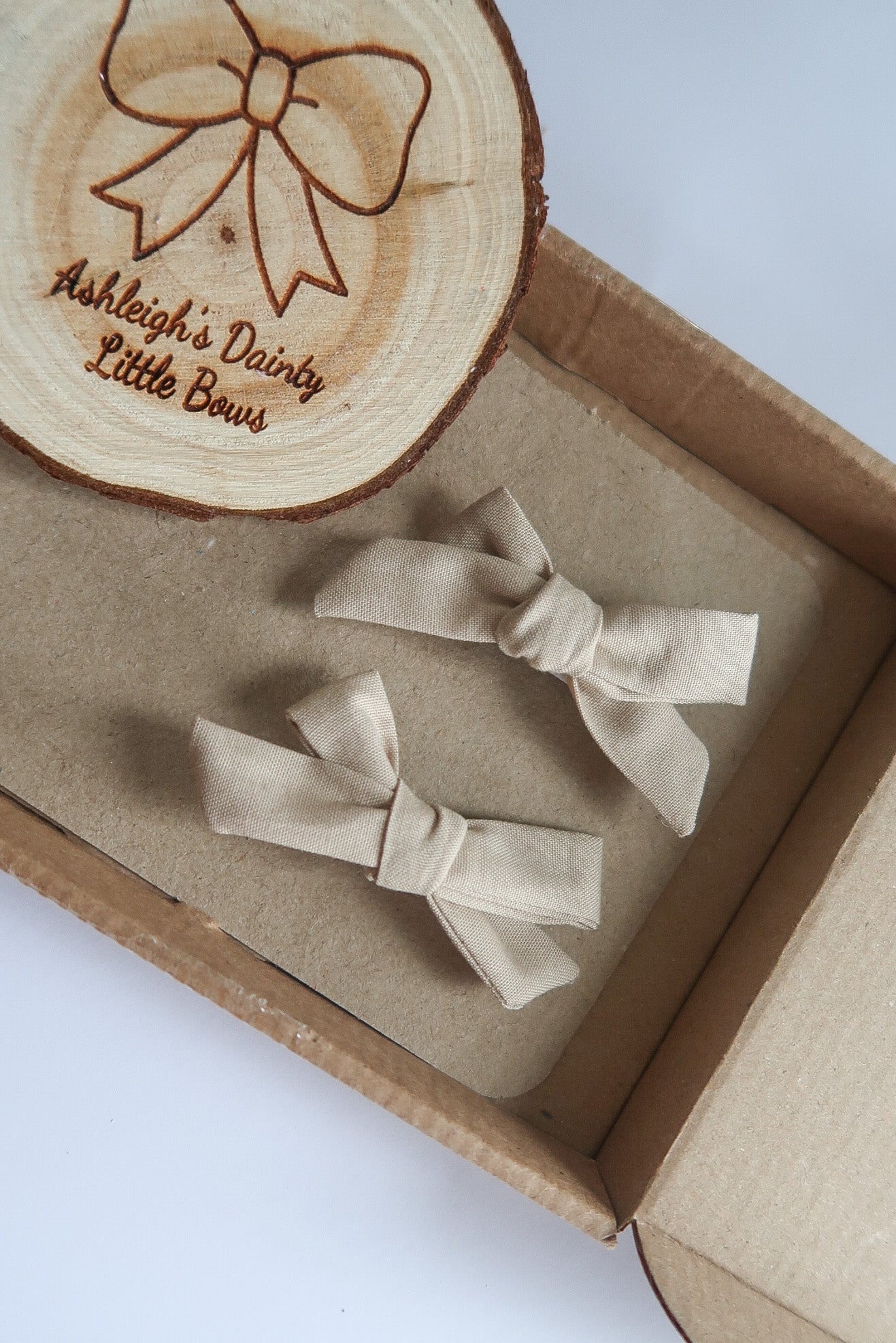 Betsy nude bows