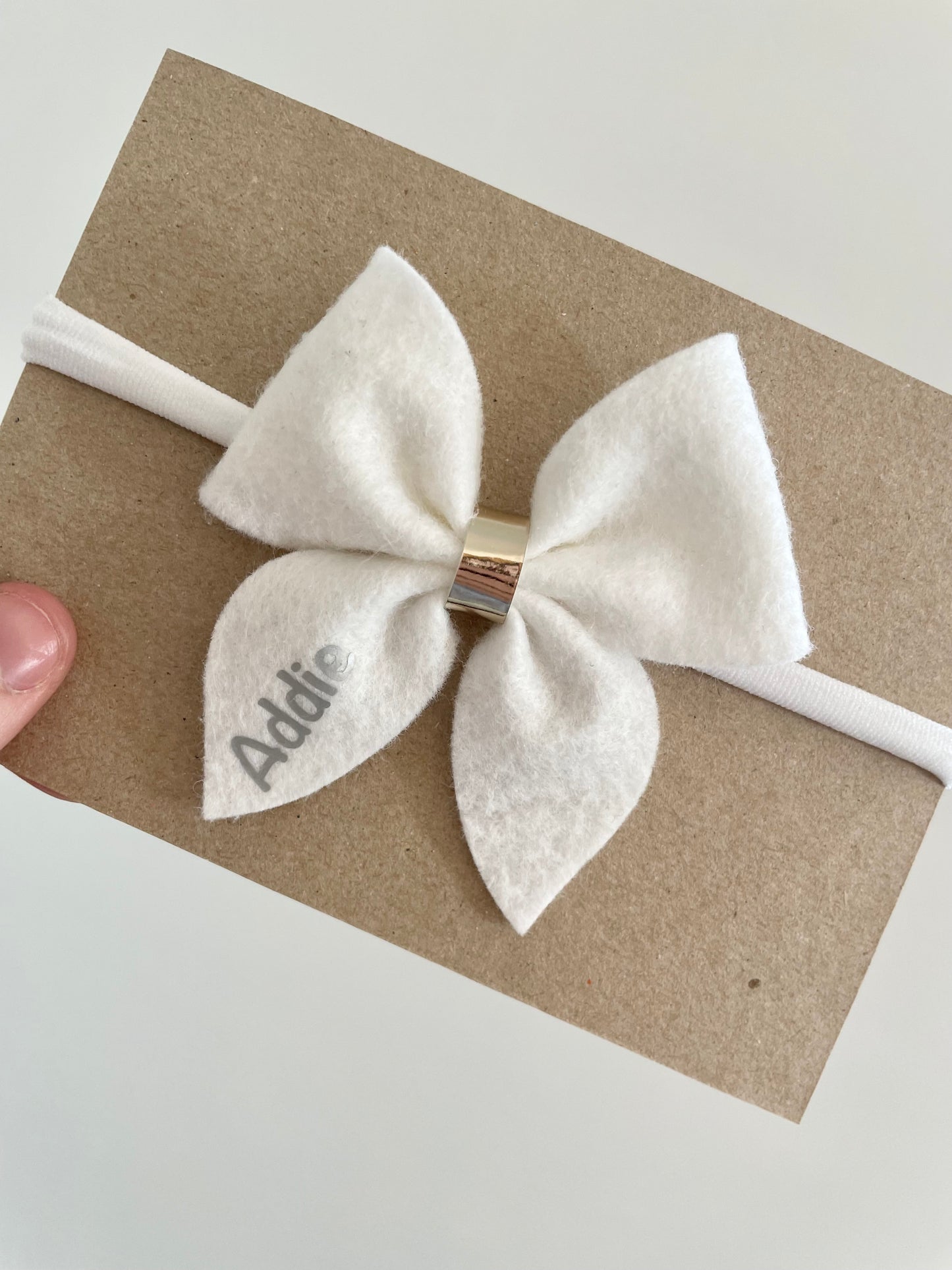 Personalised white party pinch bow